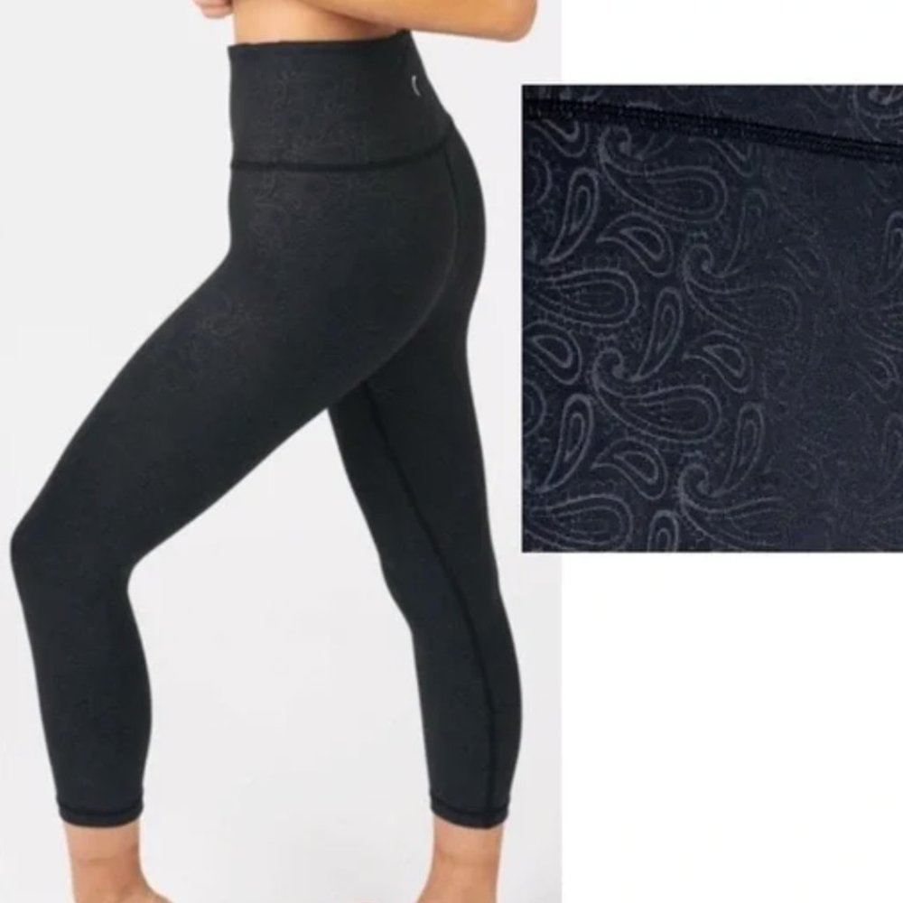 ZYIA Active Women's Black Paisley Light N Tight 7/8 Legging, Size 12, EUC